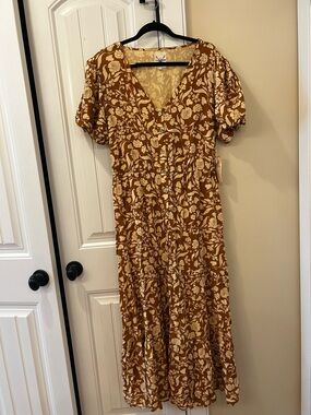 NWT Floral V-Neck Button-up Dress in Brown and Cream